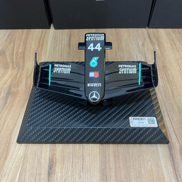 W11 - Image 2